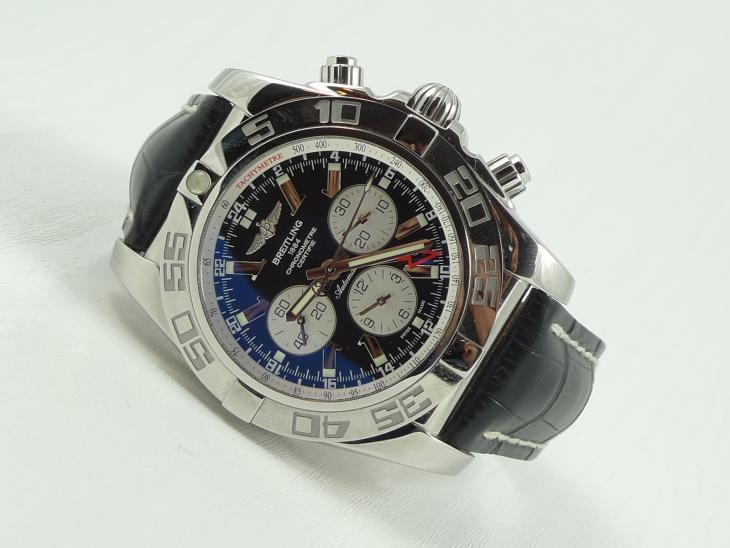Breitling GMT B04 - 2011