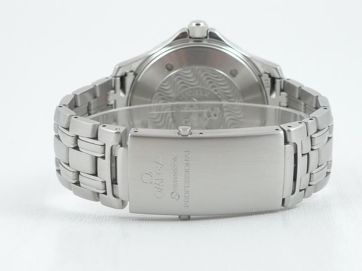 Omega Seamaster 300M Quartz