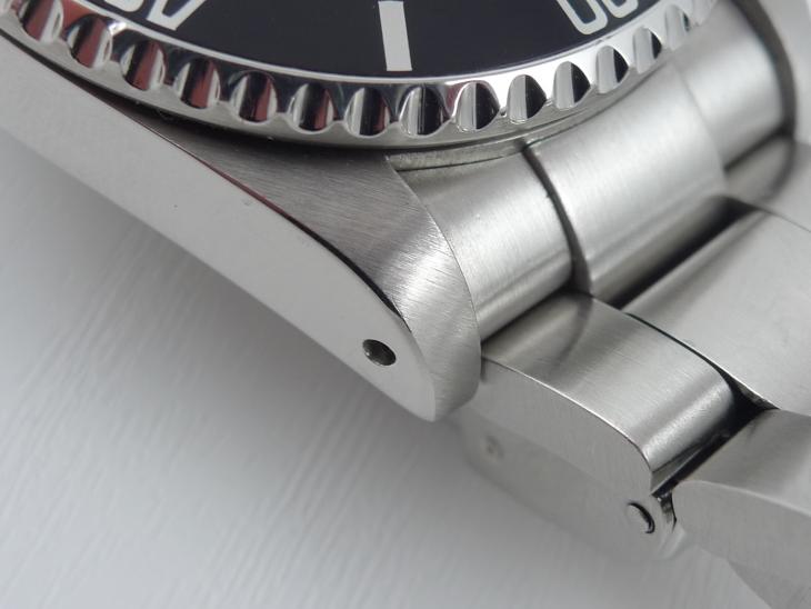 Rolex Sea Dweller 16660