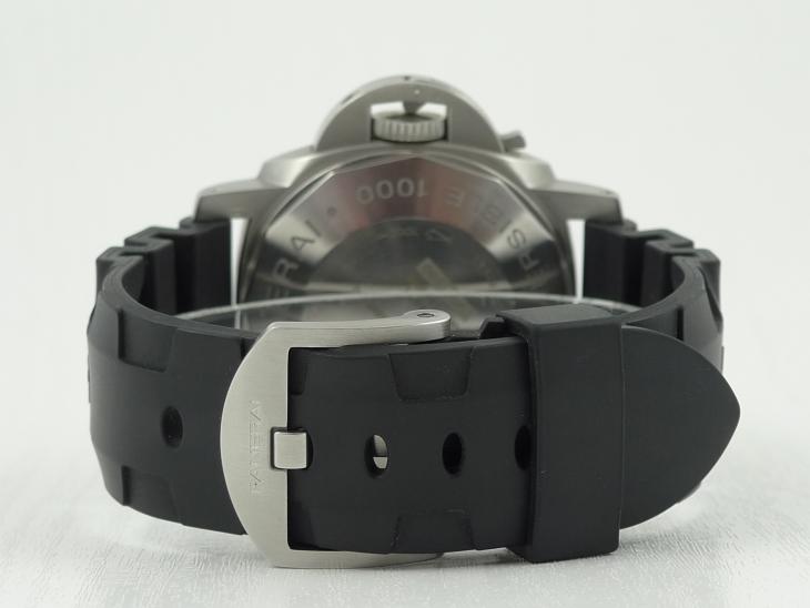 Panerai PAM 243