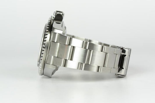 Rolex Sea Dweller - 16600