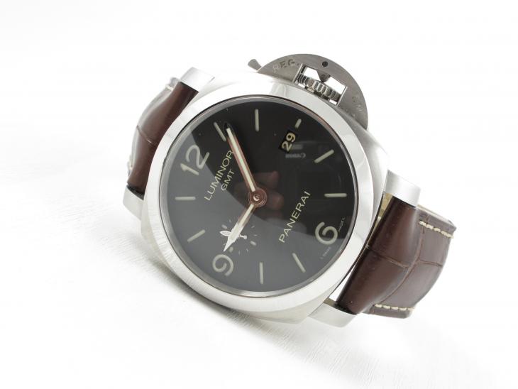Panerai PAM 320 - 2012