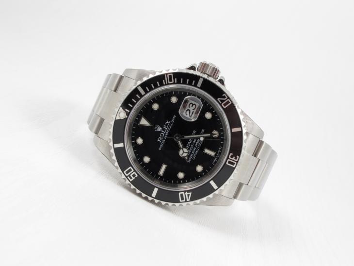 Rolex Submariner 16610 - NIB