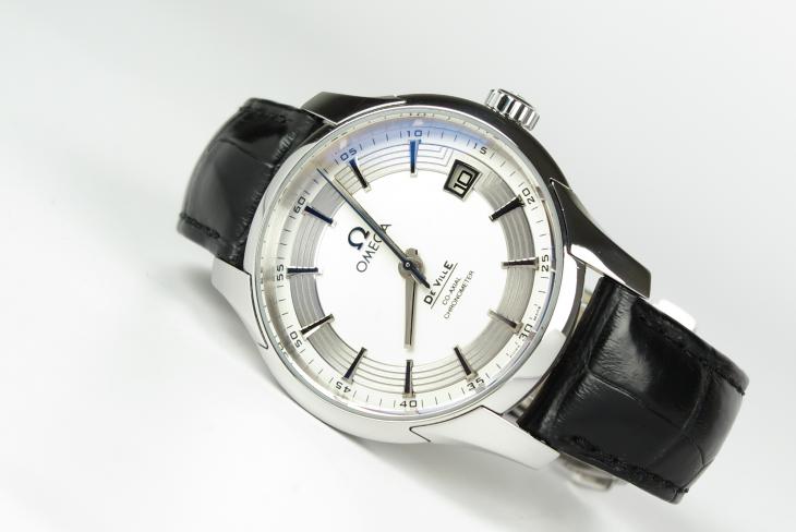 Omega De Ville Hour Vision