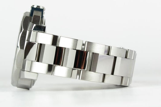 Corum Admirals Cup Challenge 44mm