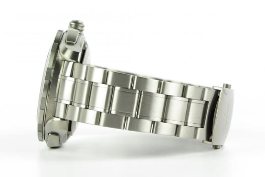 Omega Speedmaster X33