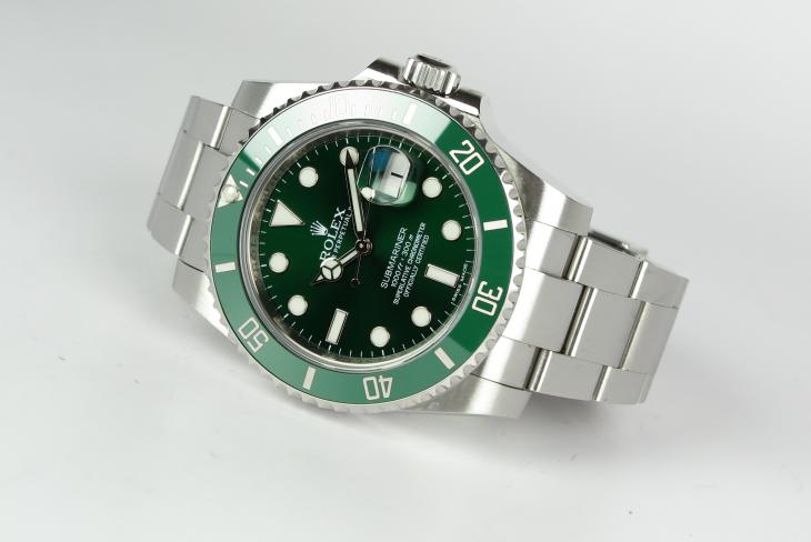 Rolex Submariner - "HULK"