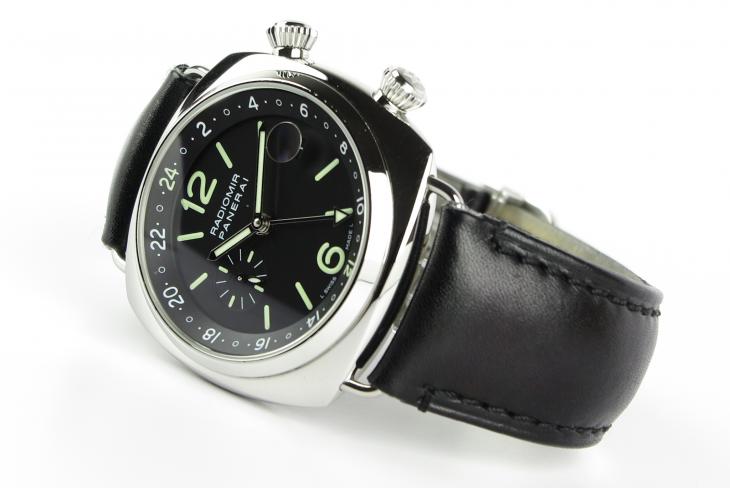 Panerai Radiomir GMT