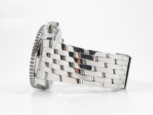 Breitling Navitimer World