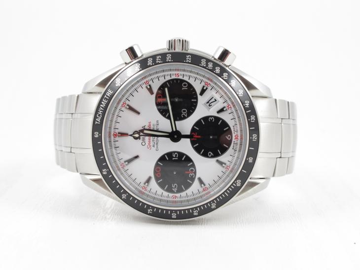 Omega Speedmaster Date 2011