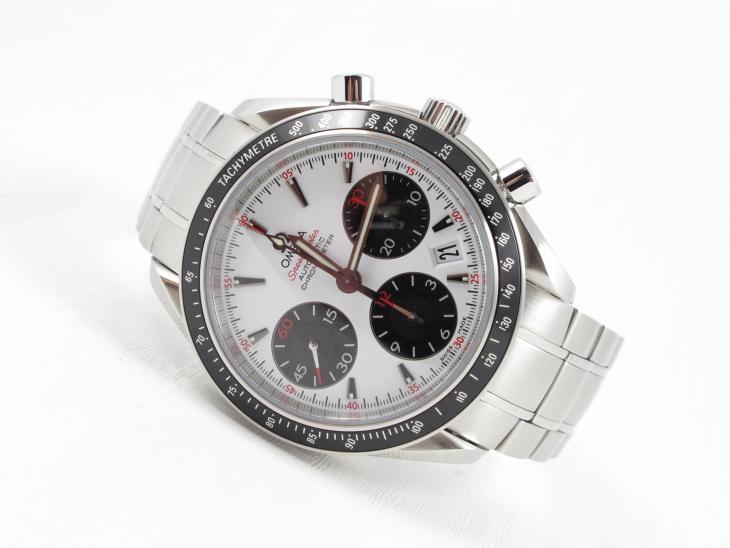 Omega Speedmaster Date 2011