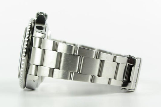 Rolex Sea Dweller 16660