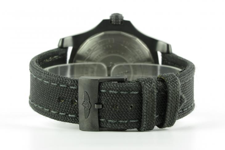 Breitling Blackbird 44