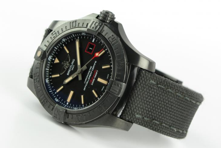 Breitling Blackbird 44