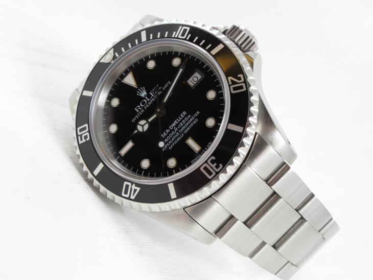 Rolex Sea-Dweller - 16600
