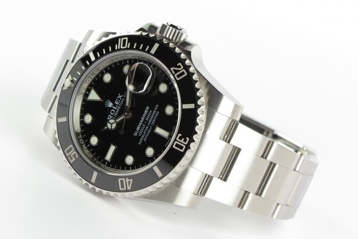 Rolex Submariner LNIB