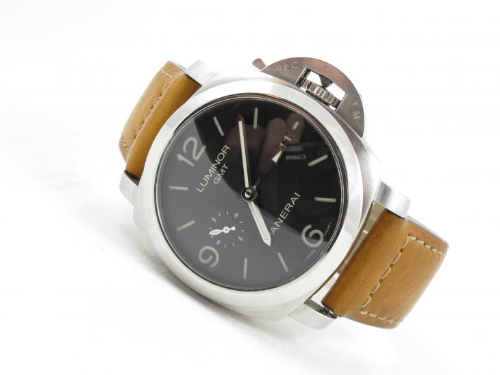 Panerai PAM 320