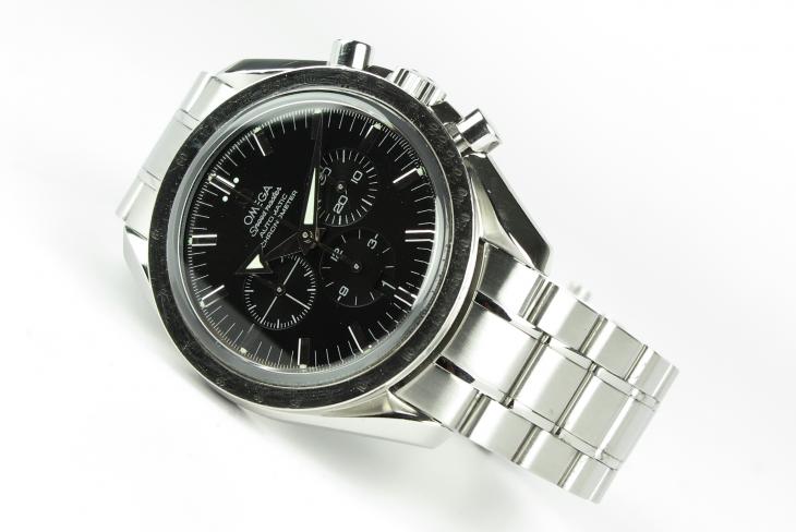 Omega Speedmaster - Broad Arrow