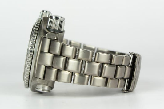 Breitling Emergency - titanium