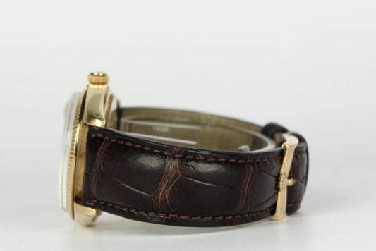 Rolex Oyster Perpetual Date - 14K