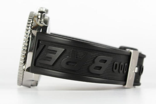 Breitling Navitimer World