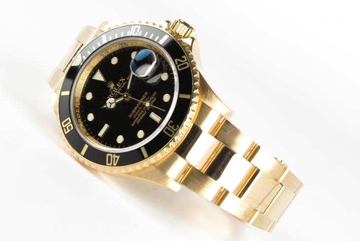 Rolex Submariner 18K