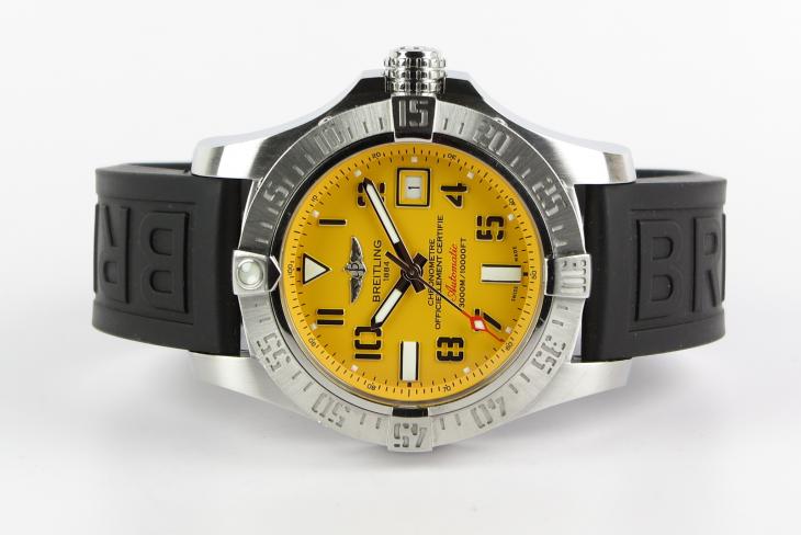 Breitling Avenger II Seawolf