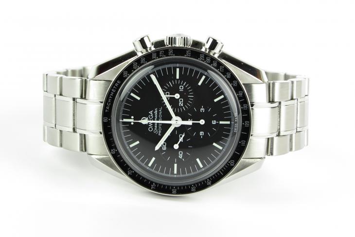 Omega Speedmaster 2016