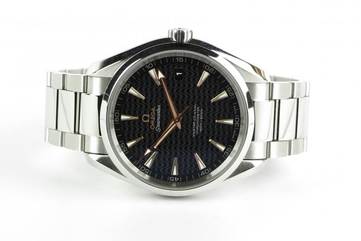 Omega Aqua Terra