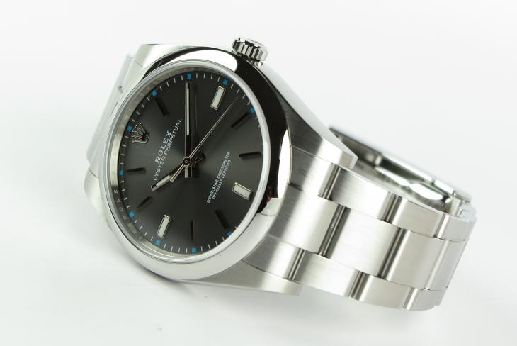Rolex Oyster Perpetual 39 mm
