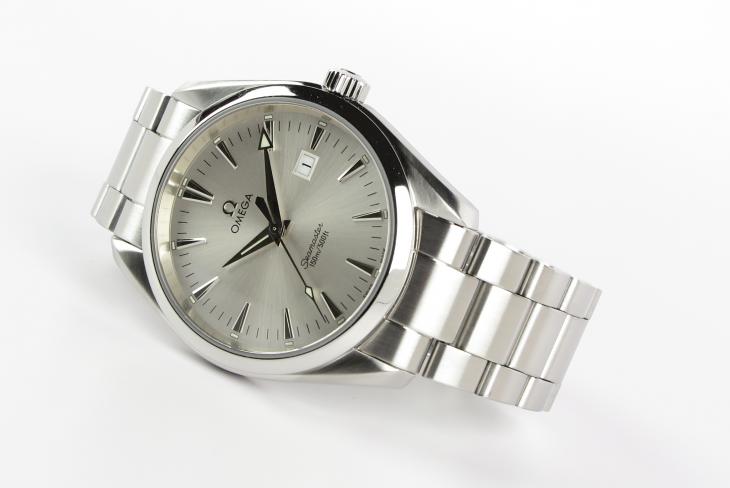Omega Aqua Terra