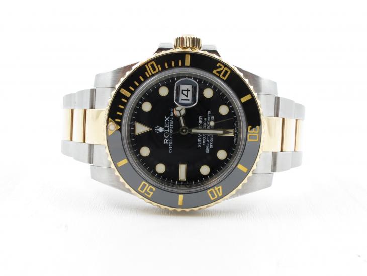 Rolex Submariner 116613LN - 2011
