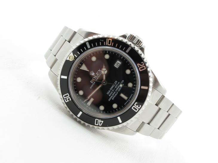 Rolex Sea Dweller 16600 - 2004