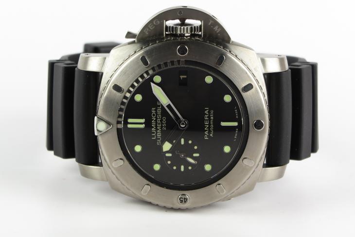 Panerai Submersible 2500