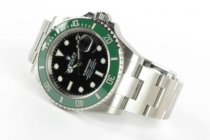 Rolex Submariner 126610L V