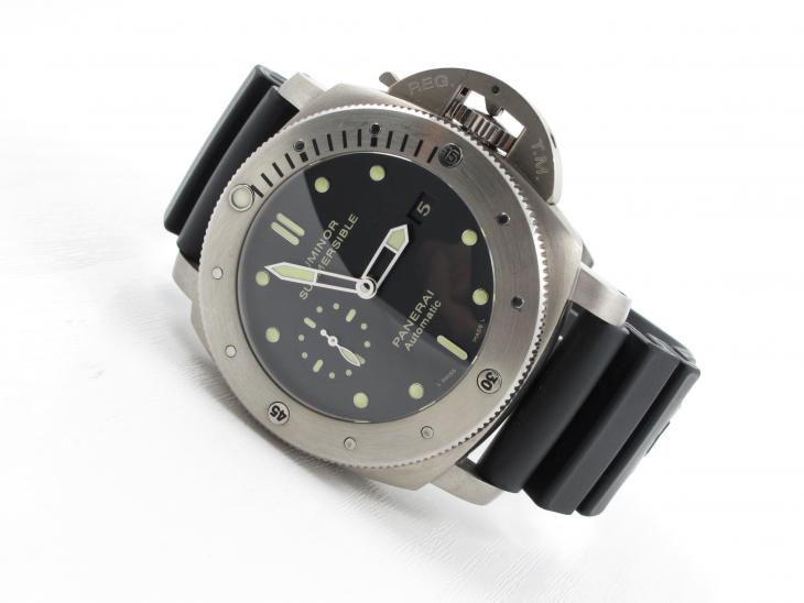 Panerai PAM 305