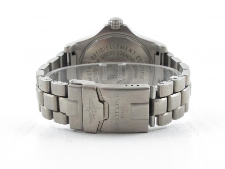Breitling Avenger Seawolf