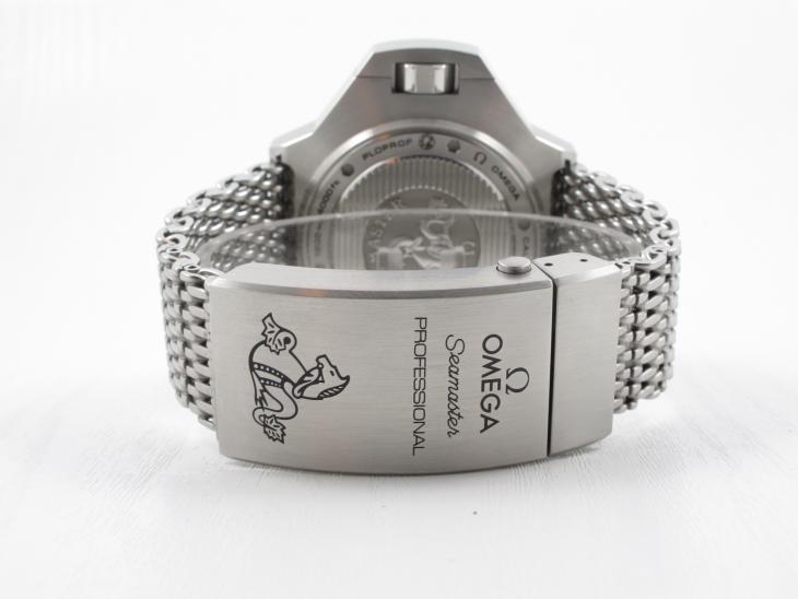 Omega Ploprof 1200M