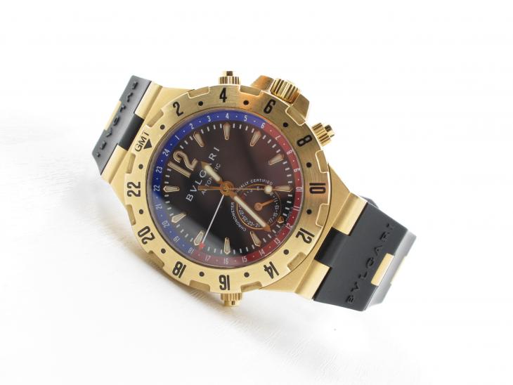 Bvlgari Diagono Prof 18K GMT