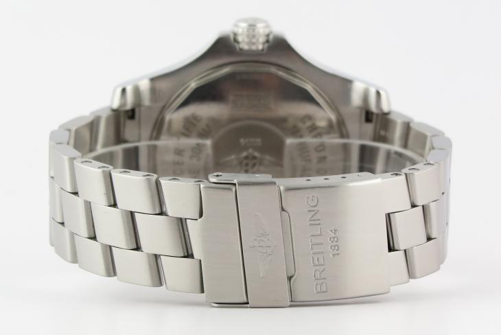 Breitling Avenger Seawolf
