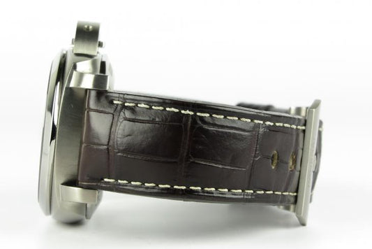 Panerai Luminor titanium