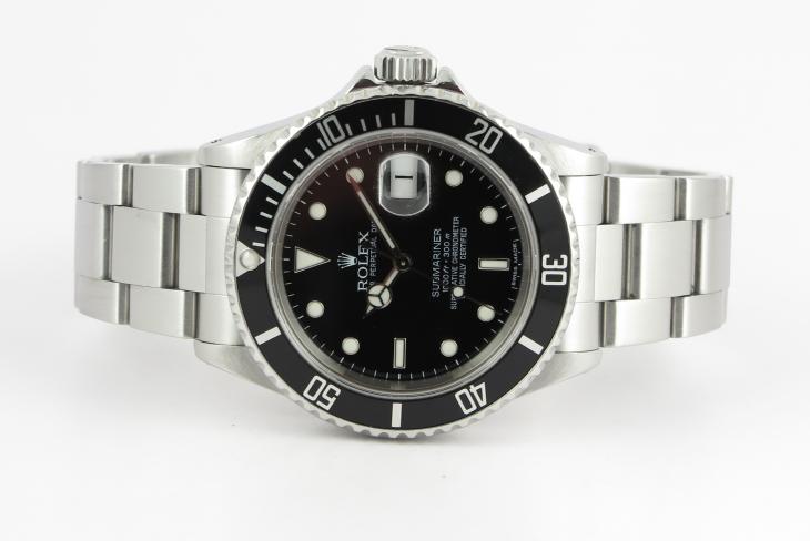 Rolex Submariner - 16610