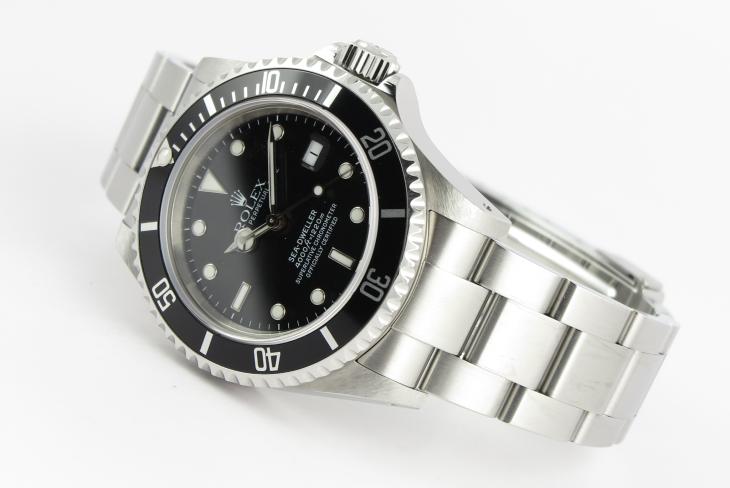 Rolex Sea Dweller - 16600