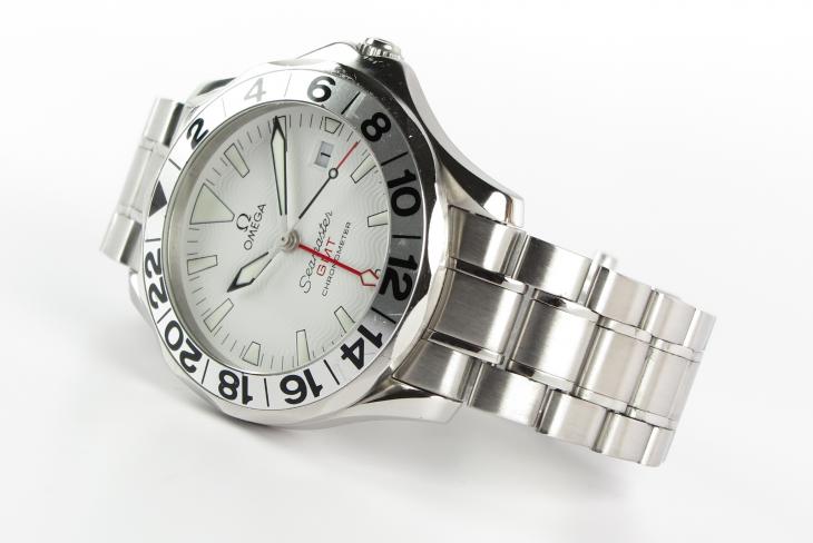 Omega Seamaster GMT