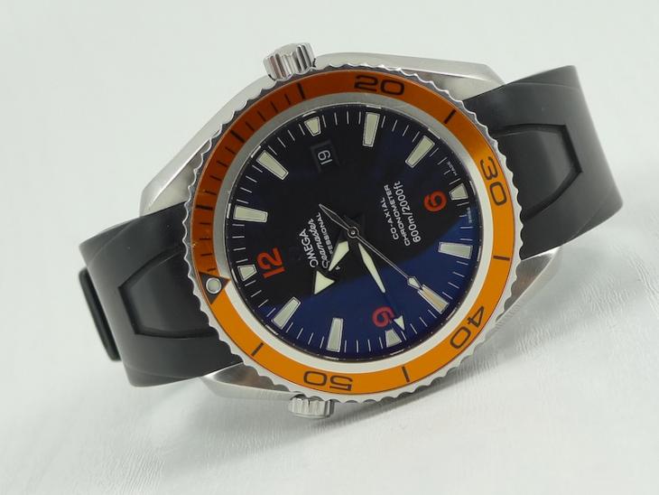 Omega Planet Ocean DK papir
