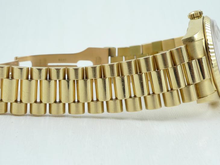 Rolex Day Date 18K med B&P