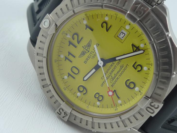 Breitling Avenger Seawolf