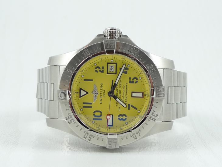 Breitling Avenger Seawolf 2011