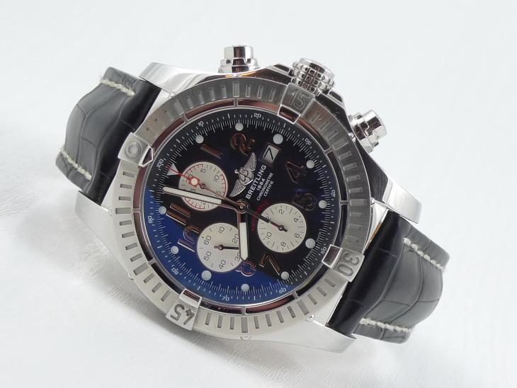 Breitling Super Avenger 2011
