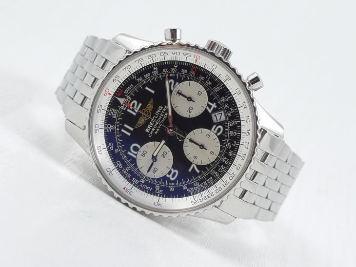 Breitling Navitimer